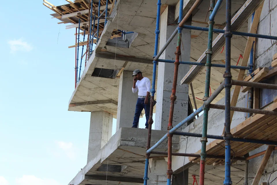 Walnut Creek Scaffolding Rental for high-rise construction and maintenance access