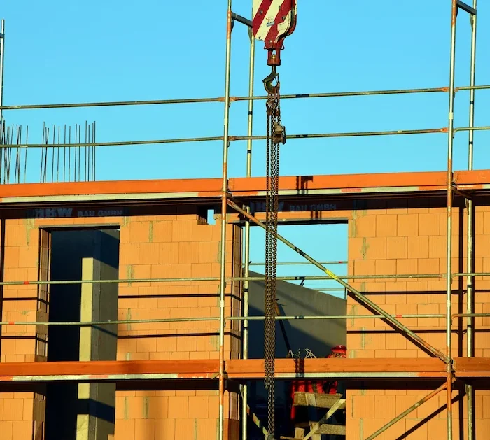 Walnut Creek Scaffolding Rental supporting masonry and commercial construction scaffold platforms.