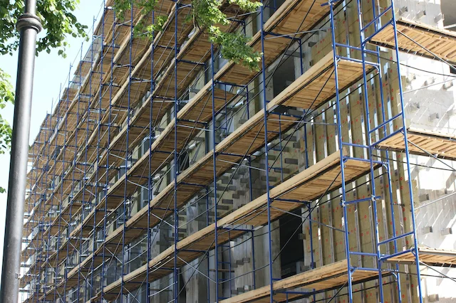 Walnut Creek Scaffolding Rental multi-level scaffold system for exterior construction work