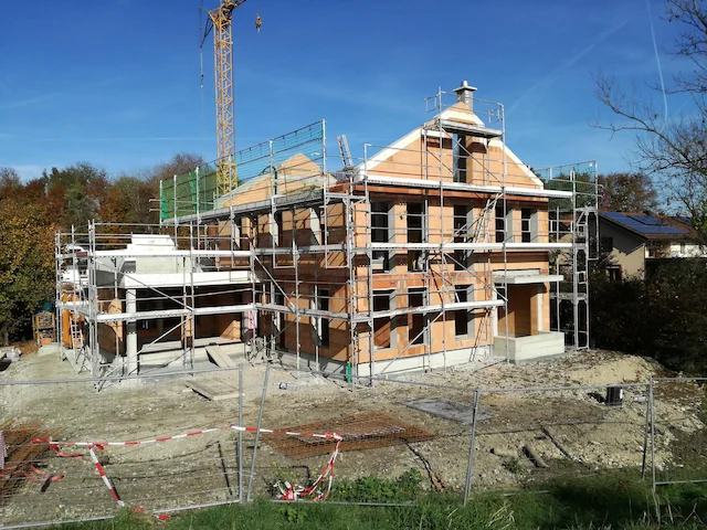 Walnut Creek Scaffolding Rental supplying scaffolding for new home construction and contractor access.